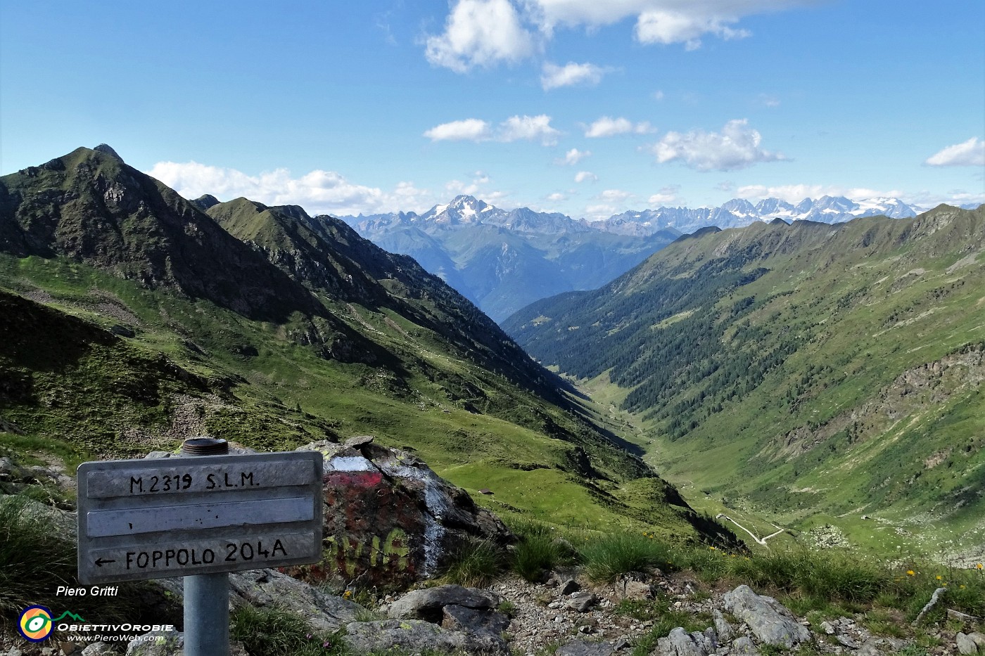 83 Al Passo di Val Cervia (2319 m) proseguo salendo a sx sul 204A .JPG -                                